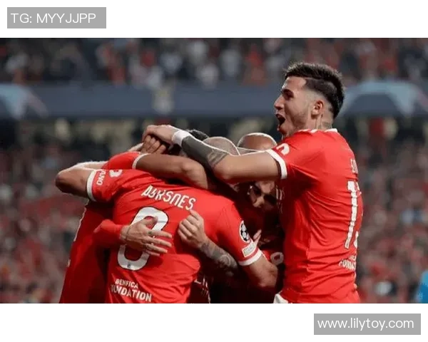 欧联杯精彩对决本菲卡与尤文图斯战成平局乌龙球成比赛转折点分析